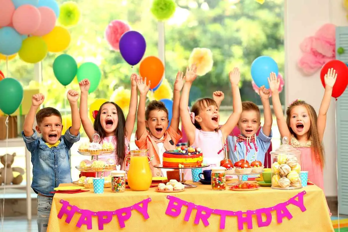 Should You Invite The Entire Class To Your Kid’s Birthday Party?