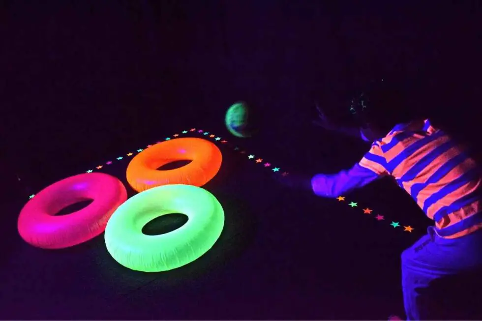 neon games for party