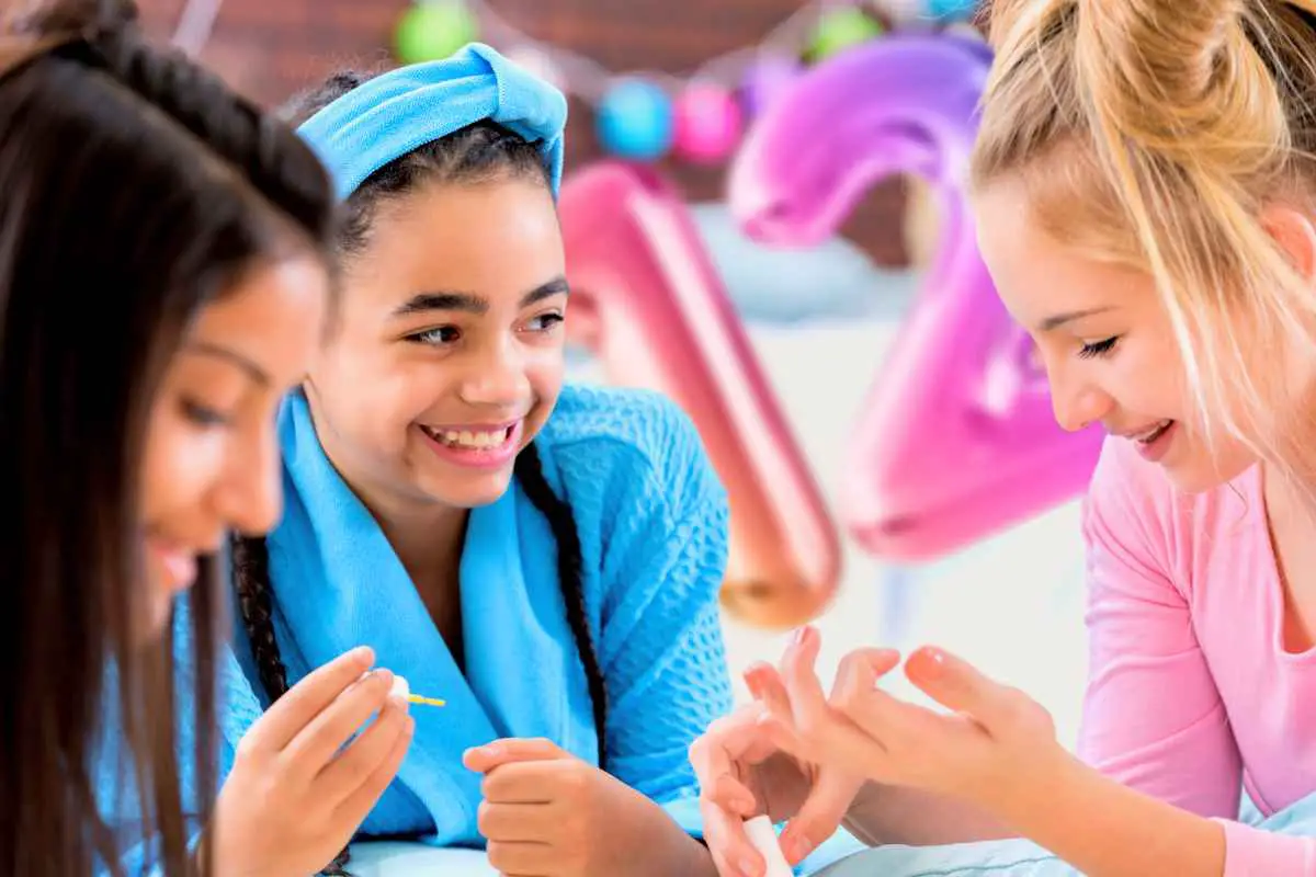 8 Unique Birthday Party Ideas For 12 Year Old Boys Easy Kids Parties